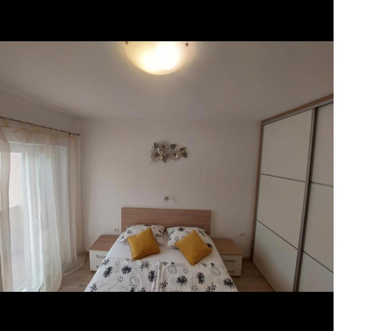 Apartments Ivanovski Раб Экстерьер фото